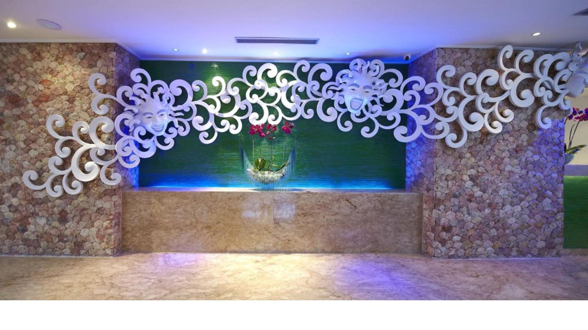 Kuta Angel Hotel Екстер'єр фото